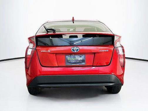 2016 Toyota Prius Three