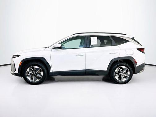Serenity White Pearl 2025 Hyundai TUCSON SEL