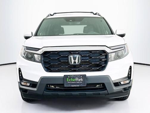 Platinum White Pearl 2023 Honda Passport AWD EX-L