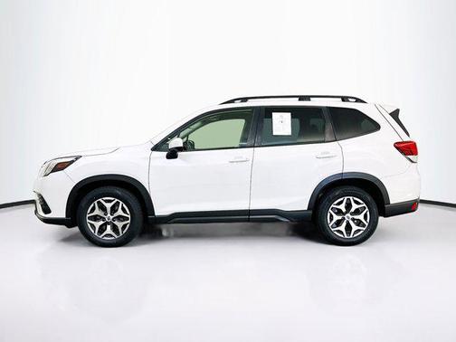 Crystal White Pearl 2023 Subaru Forester Premium