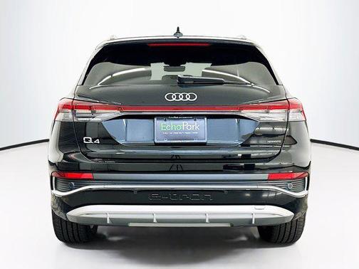 2024 Audi Q4 e-tron Premium Plus 50 quattro