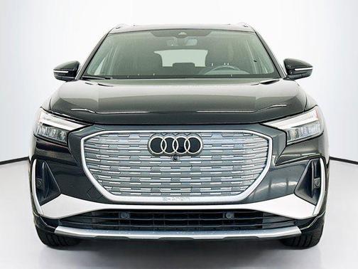 2024 Audi Q4 e-tron Premium Plus 50 quattro