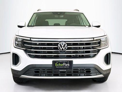 2025 Volkswagen Atlas 2.0T SE w/Technology 4MOTION