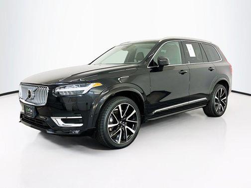 2024 Volvo XC90 B5 Plus Bright Theme
