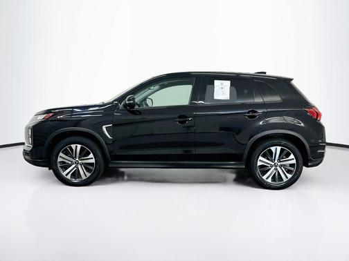 Labrador Black Pearl 2024 Mitsubishi Outlander Sport SE