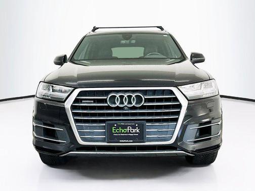 Orca Black Metallic 2017 Audi Q7 3.0T Premium