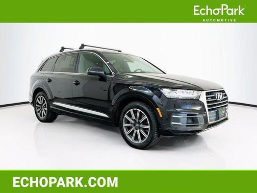 Orca Black Metallic 2017 Audi Q7 3.0T Premium