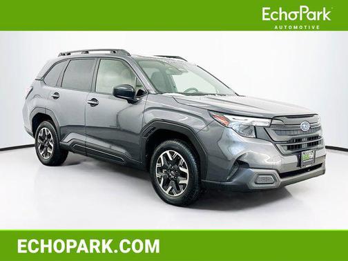 2025 Subaru Forester Base