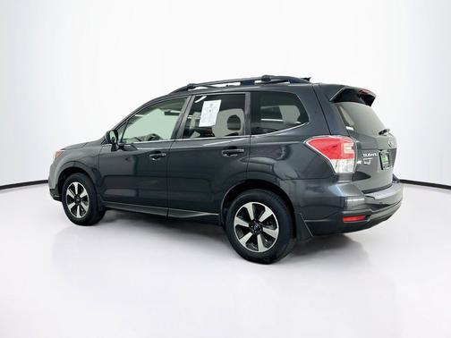 Dark Gray Metallic 2017 Subaru Forester 2.5i Limited