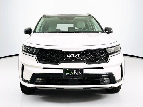 Glacial White Pearl 2022 Kia Sorento SX
