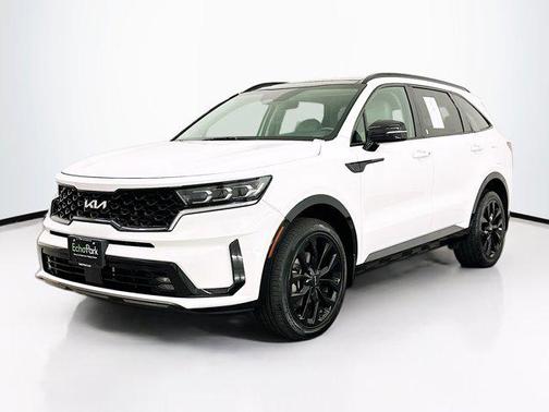 Glacial White Pearl 2022 Kia Sorento SX