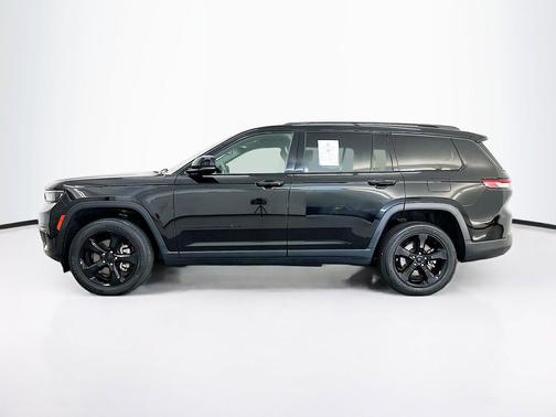 Diamond Black Crystal Pearlcoat 2023 Jeep Grand Cherokee L Altitude