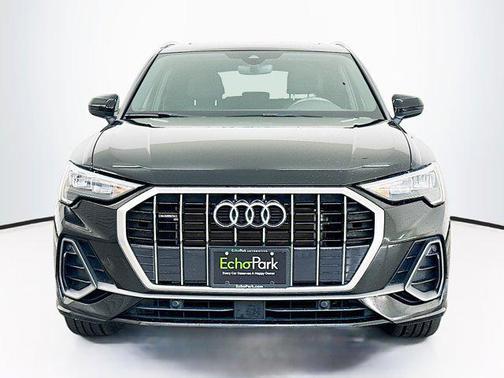 2022 Audi Q3 45 S line Premium