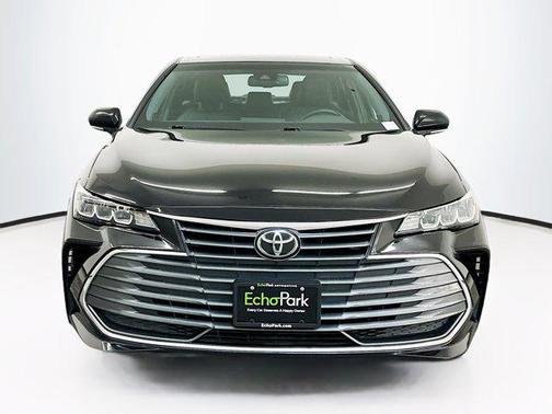 2019 Toyota Avalon XLE