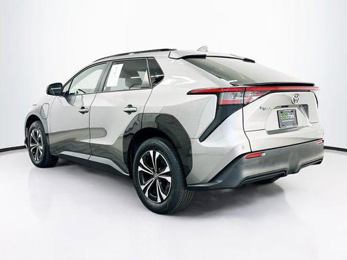 2023 Toyota bZ4X XLE