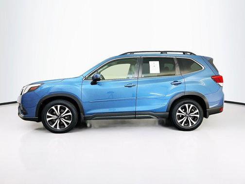 Horizon Blue Pearl 2023 Subaru Forester Limited