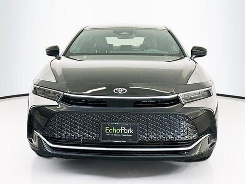 2023 Toyota Crown Platinum