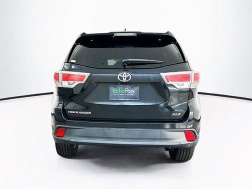 Attitude Black Metallic 2015 Toyota Highlander XLE