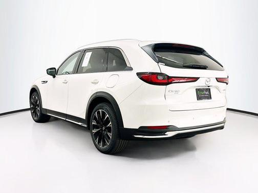 2024 Mazda CX-90 PHEV Premium Plus