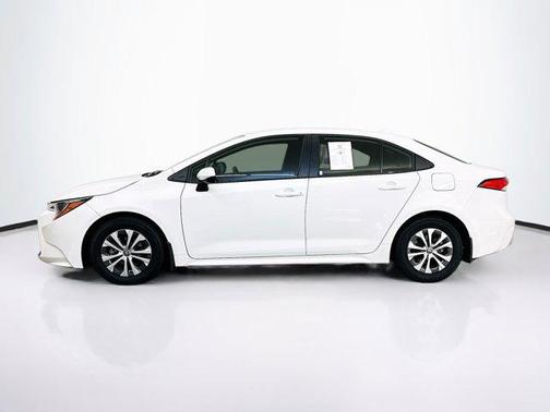2022 Toyota Corolla Hybrid LE