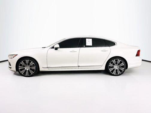 2023 Volvo S90 B6 Plus