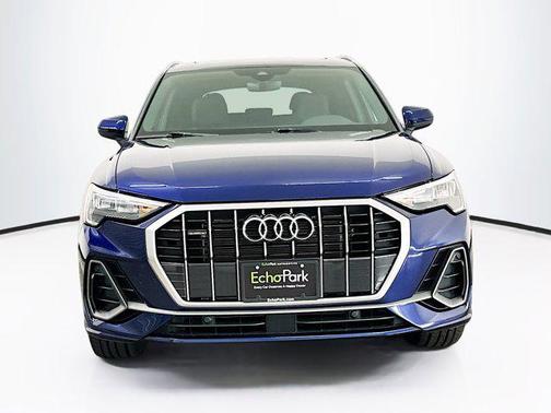2022 Audi Q3 45 S line Premium