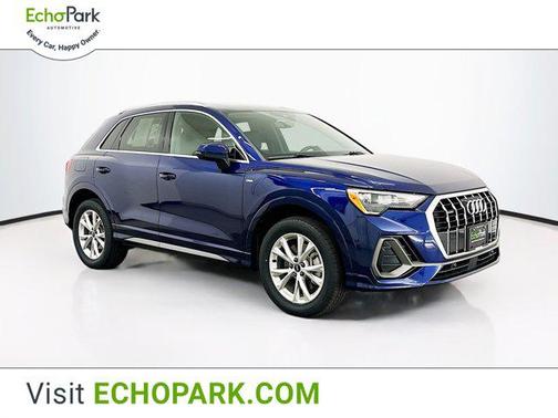 2022 Audi Q3 45 S line Premium
