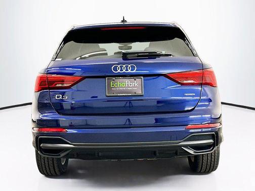 2022 Audi Q3 45 S line Premium