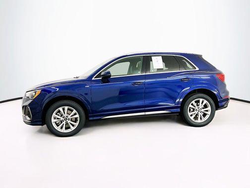 2022 Audi Q3 45 S line Premium
