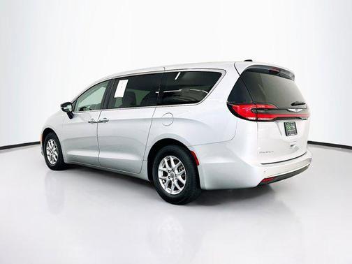 Silver Mist Clearcoat 2024 Chrysler Pacifica Touring L