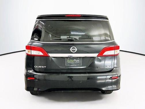 2015 Nissan Quest SV