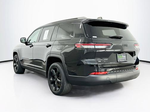 Diamond Black Crystal Pearlcoat 2023 Jeep Grand Cherokee L Limited