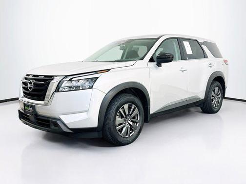 2024 Nissan Pathfinder S 4WD