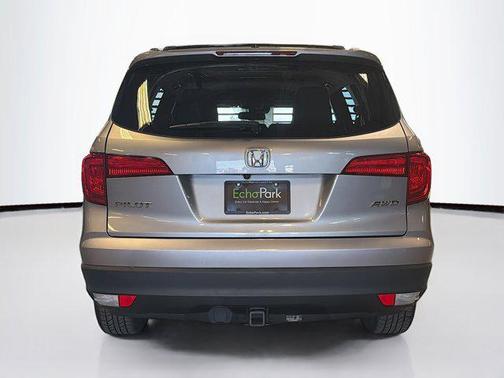 Lunar Silver Metallic 2017 Honda Pilot EX-L