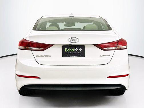 2017 Hyundai ELANTRA Limited