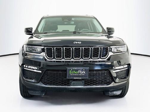 Diamond Black Crystal Pearlcoat 2023 Jeep Grand Cherokee Limited