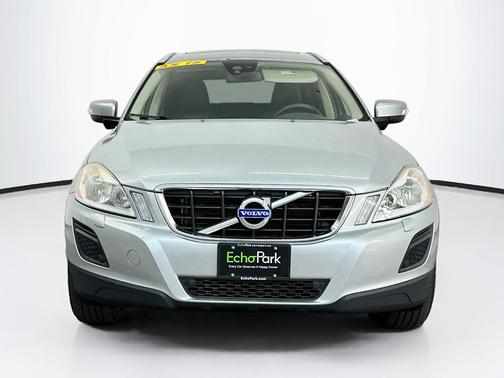 Silver 2012 Volvo XC60 3.0L