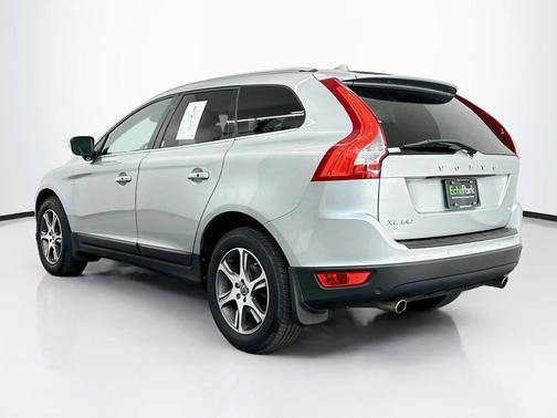 Silver 2012 Volvo XC60 3.0L