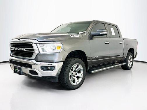 Granite Crystal Metallic Clearcoat 2019 RAM 1500 Big Horn