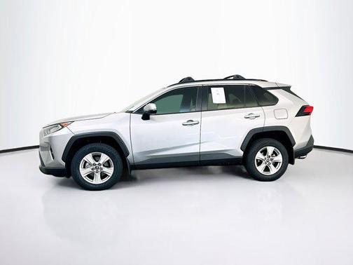 Silver Sky Metallic 2019 Toyota RAV4 XLE
