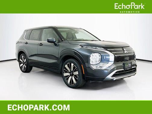 Graphite Gray 2025 Mitsubishi Outlander SE 2.5 S-AWC