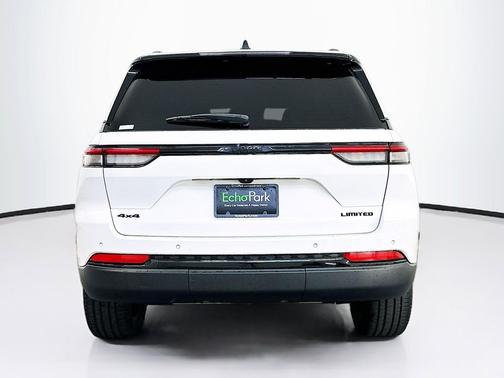 Bright White Clearcoat 2023 Jeep Grand Cherokee Limited