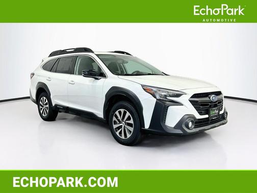 Crystal White Pearl 2025 Subaru Outback Premium