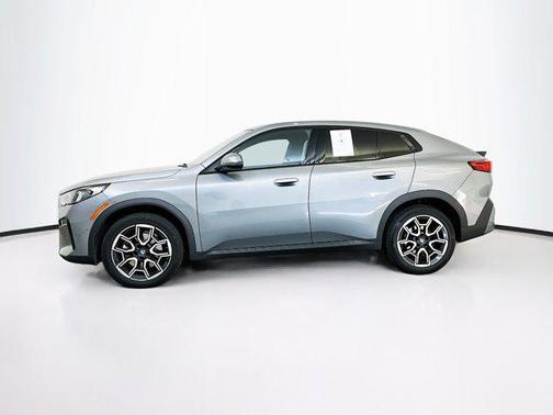 2025 BMW X2 xDrive28i