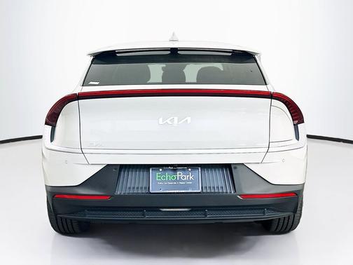 Glacier 2024 Kia EV6 Light Long Range