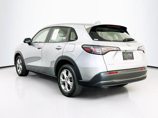 Lunar Silver Metallic 2024 Honda HR-V LX