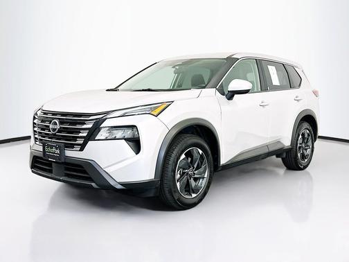 Brilliant Silver Metallic 2025 Nissan Rogue SV