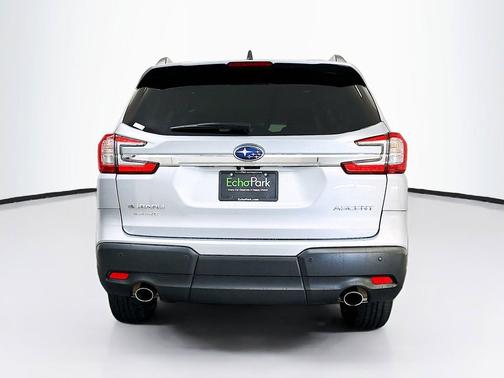 Ice Silver Metallic 2025 Subaru Ascent Premium 7-Passenger