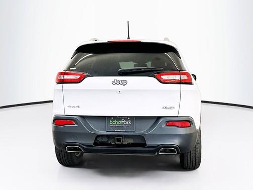 Bright White Clearcoat 2018 Jeep Cherokee Latitude Plus