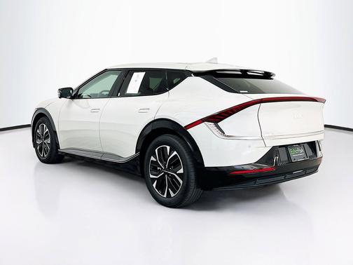 Glacier 2024 Kia EV6 Wind